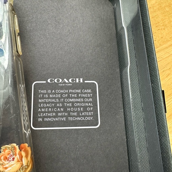 Coach IPhone 11 Pro Max case - Picture 5 of 5